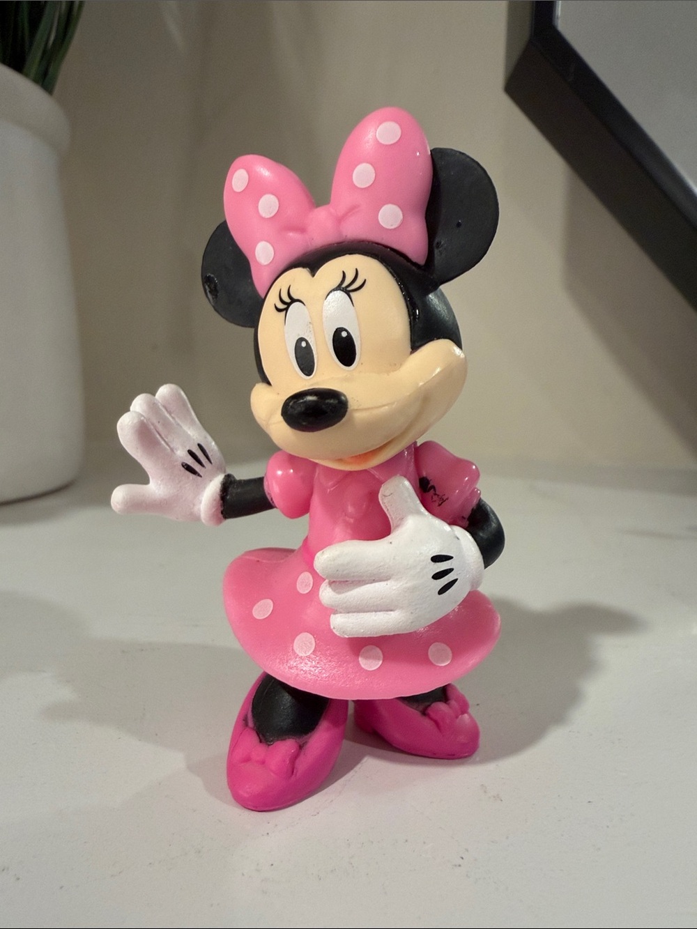 Disney Minnie Mouse figure kids girls toy toys figures